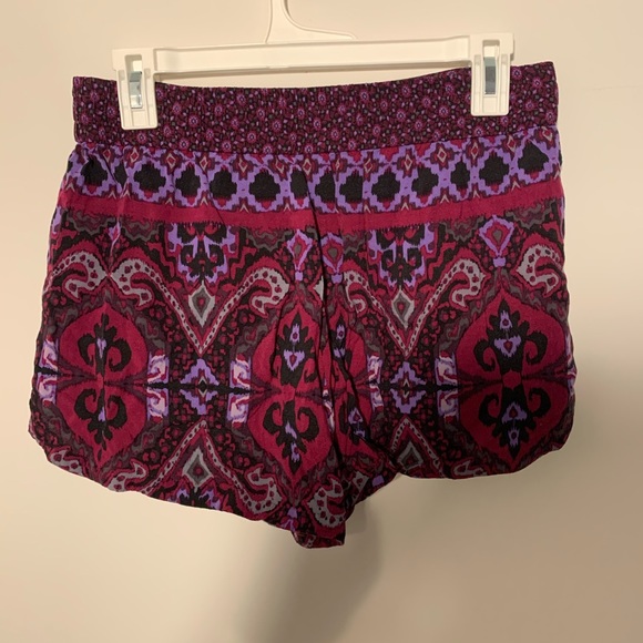 Cotton shorts - Picture 3 of 5